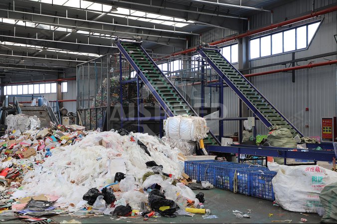 Zhengzhou, Çin'de Atık Plastik Ayrıştırma ve Geri Dönüşüm Projesi